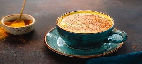 A yw Turmeric Latte yn Dda i Chi？